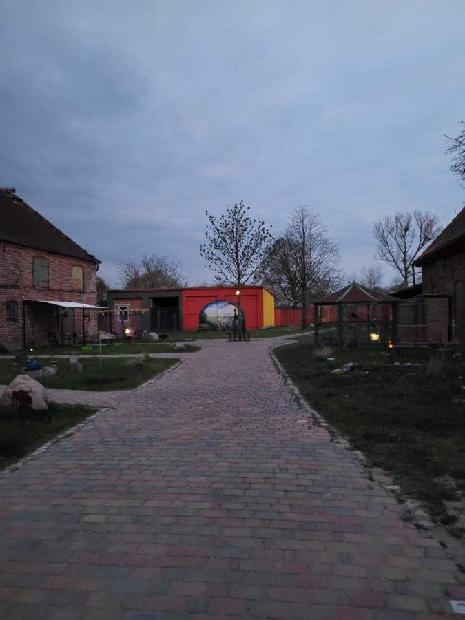 Апартаменты Maerchenhaft Urlauben Auf Dem Alpakahof Rambow Экстерьер фото